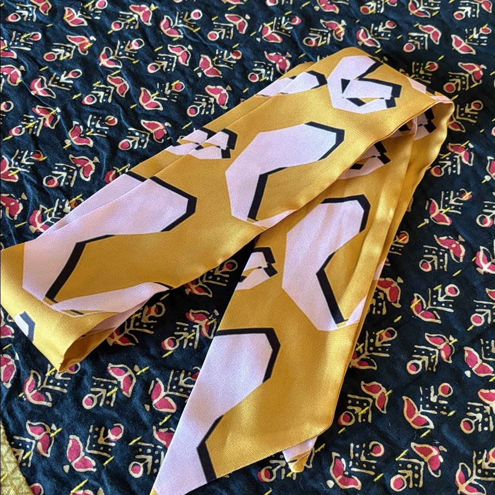Abstract print  skinny scarf abstract print / bandana